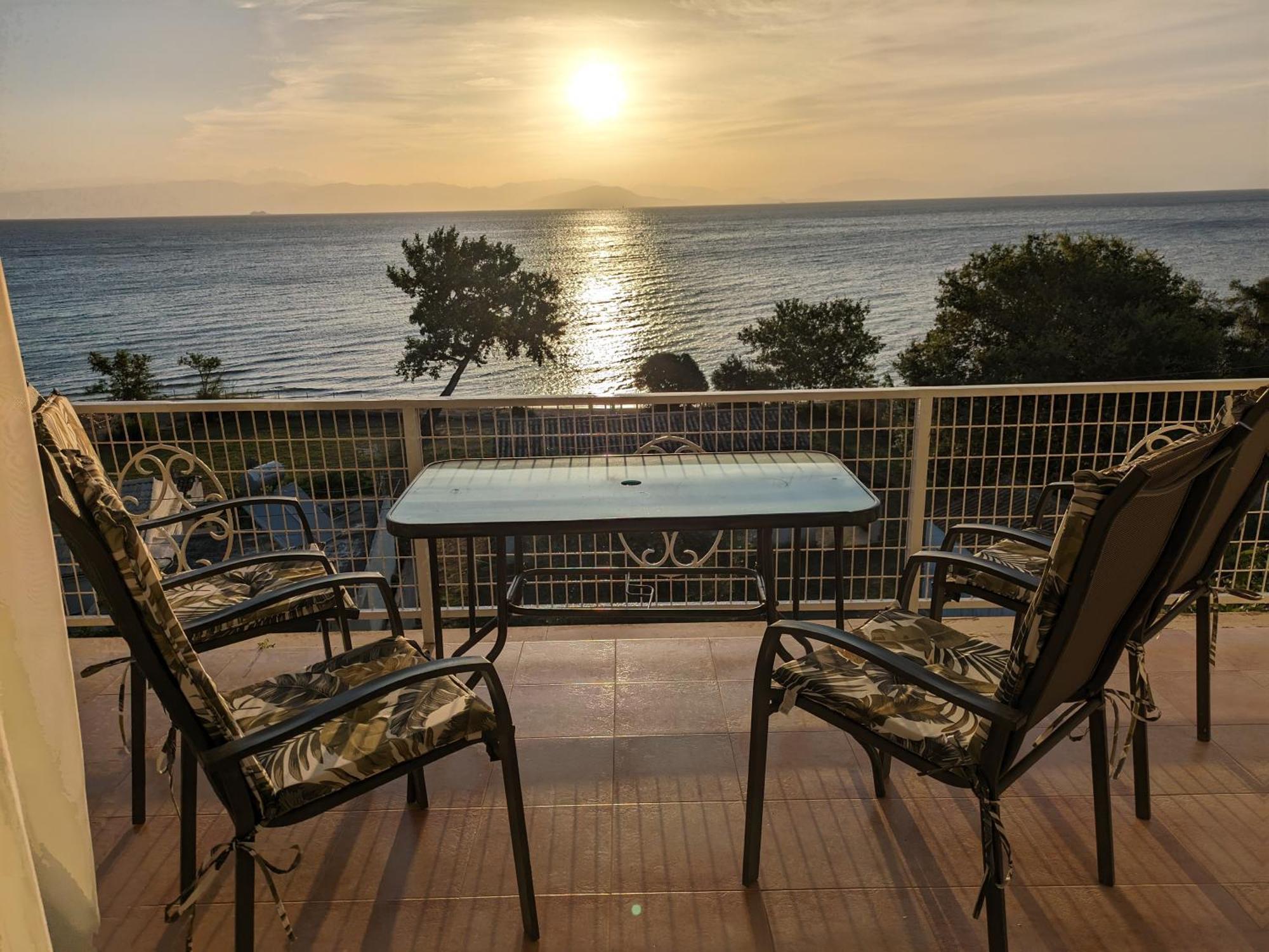 מסונגי Sea View Apartment With Swimning Pool מראה חיצוני תמונה
